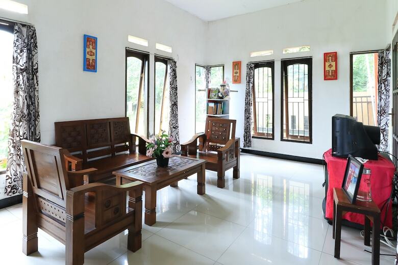 Hotel Sentosa 76 Guest House