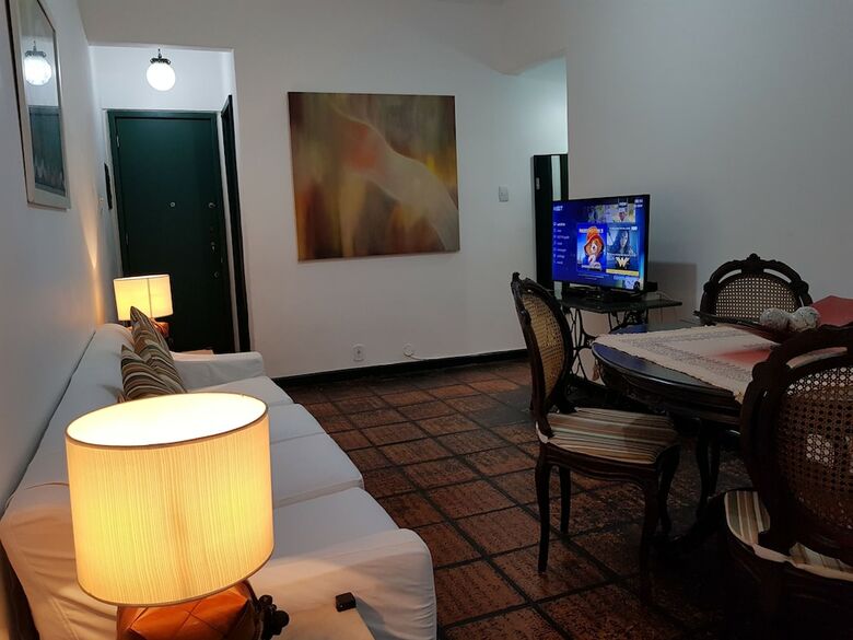 Apartamentos Leblon Pra�a Antero de Quental
