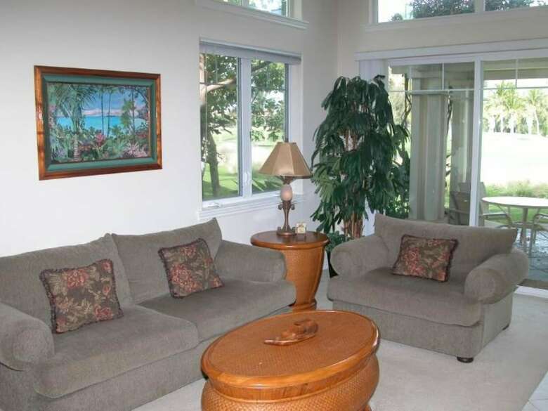 Fairway Villa Walk To Beach