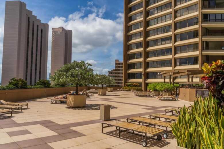 Discovery Bay 1717