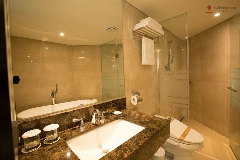 Hotel Kennystory Premium Jeju Yeondong