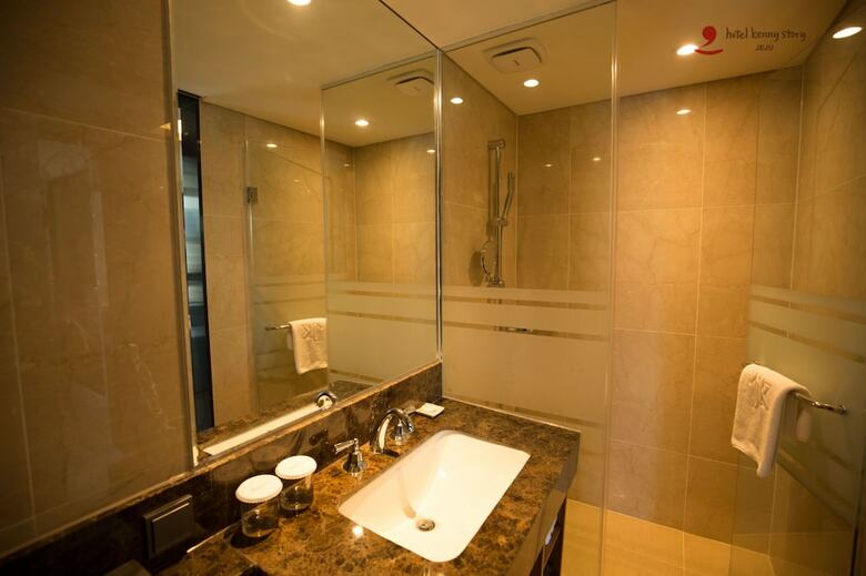 Hotel Kennystory Premium Jeju Yeondong