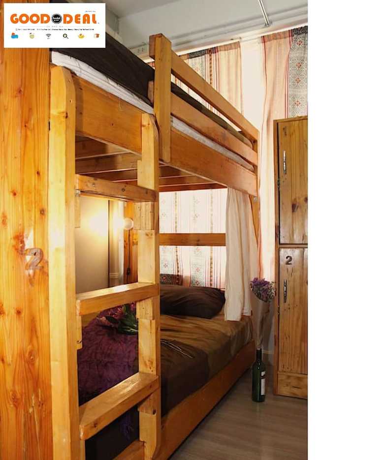Hostal Good Deal Hostel