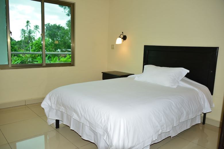 Hotel F Sur Inn