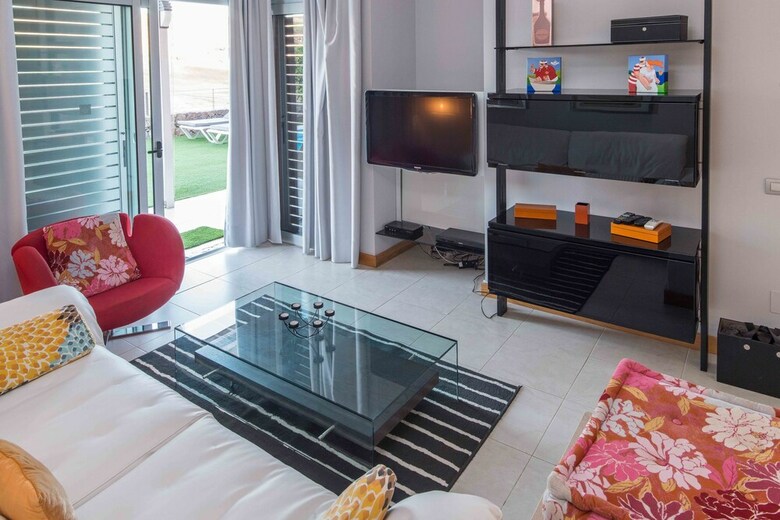 Lightbooking - Villa Salobre With Swimming Pool