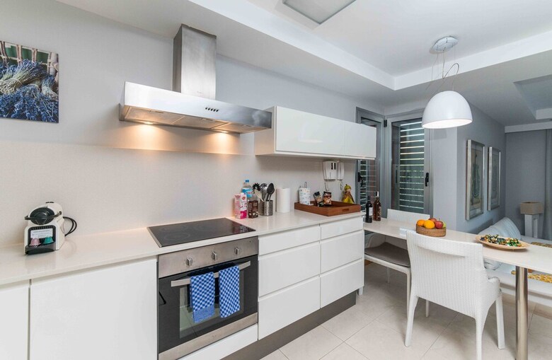 Lightbooking - Villa Salobre With Swimming Pool