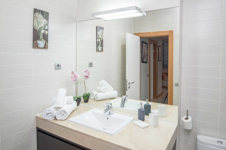 Lightbooking - Villa Salobre With Swimming Pool
