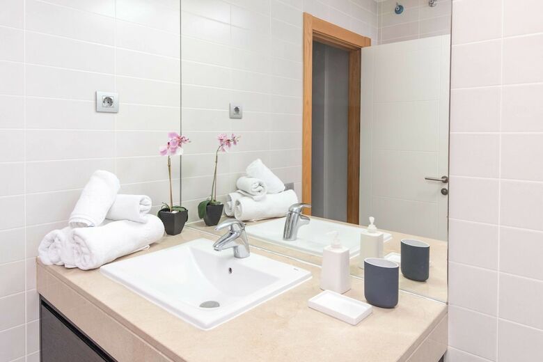 Lightbooking - Villa Salobre With Swimming Pool