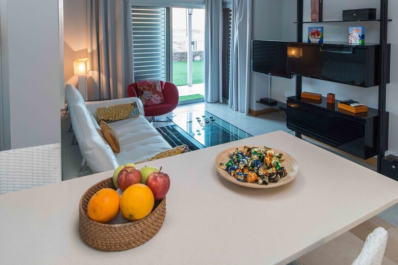 Lightbooking - Villa Salobre With Swimming Pool