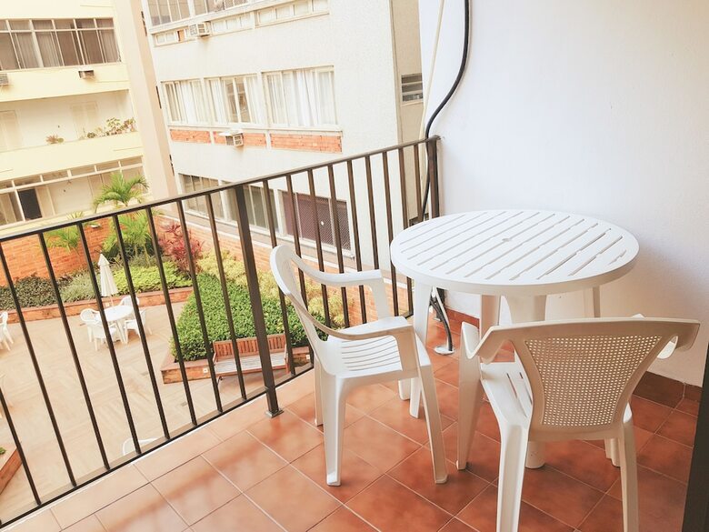 Apartamentos Amplo Im�vel Copa Posto 6 - Piscina