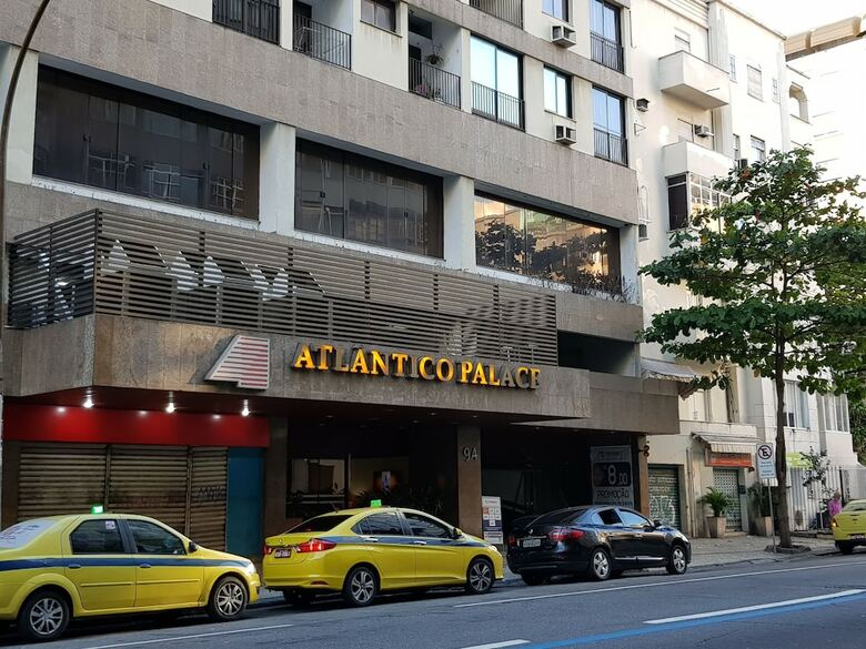 Apartamentos Amplo Im�vel Copa Posto 6 - Piscina