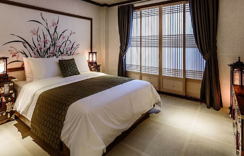 Jeju Hanok Hotel Hallagung