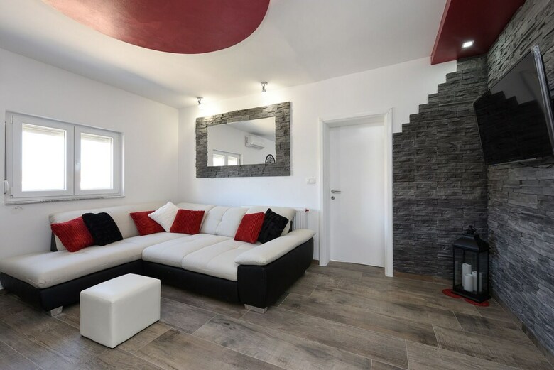 Holiday Apartments Yes Peace