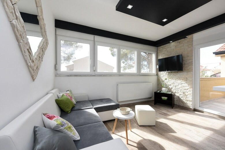 Holiday Apartments Yes Peace