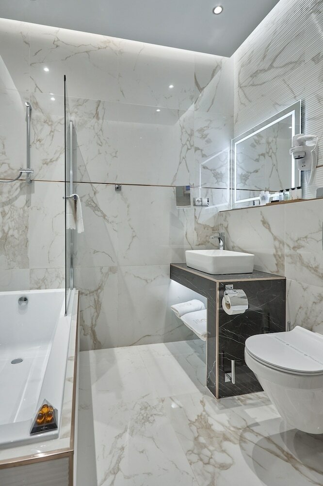 Golden Key Boutique Hotel