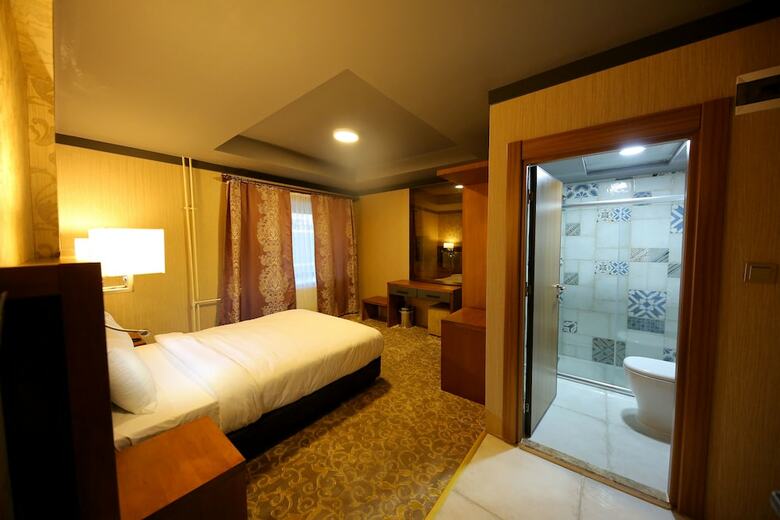 Taht Palace Hotel