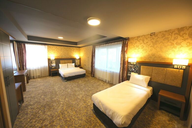 Taht Palace Hotel
