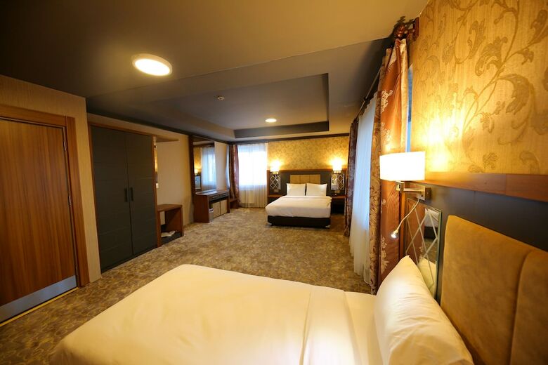 Taht Palace Hotel