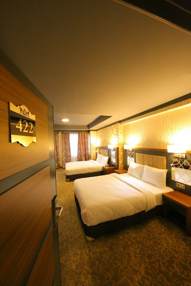 Taht Palace Hotel
