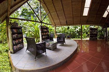 Playa Chiquita Lodge