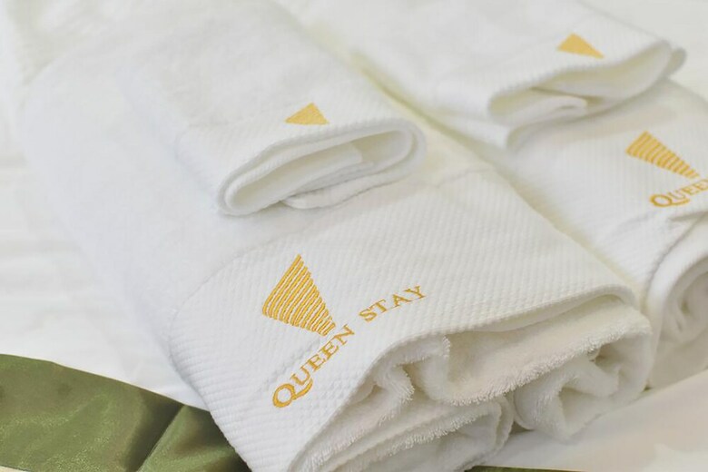 Queen Stay Apartments