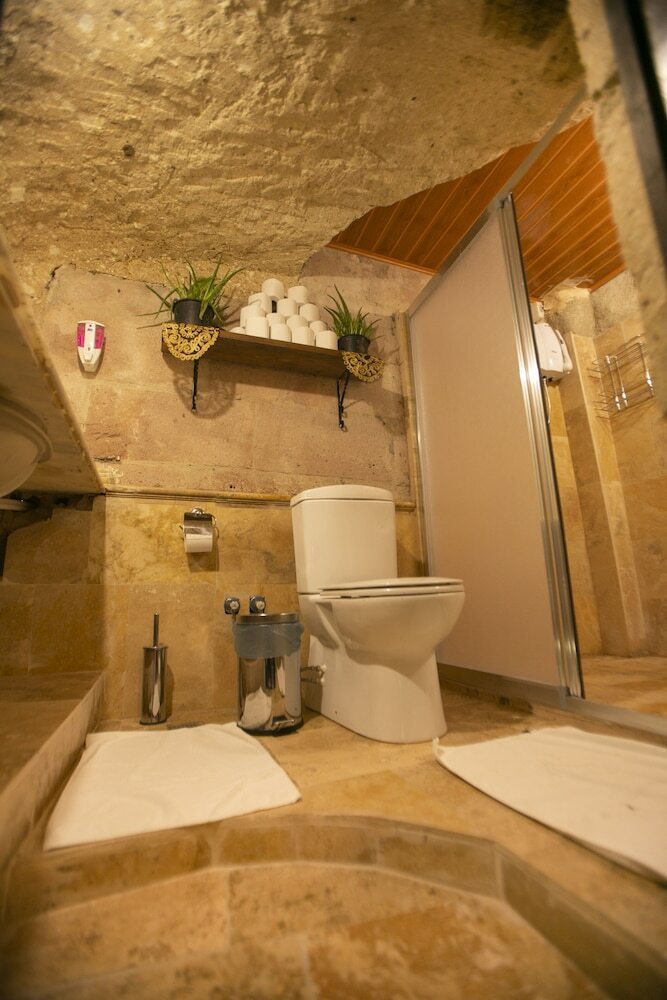 Hostal Kamelya Cave Hostel - Adults Only