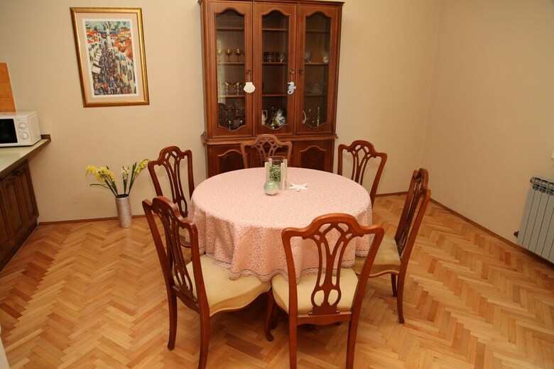 Apartments Brodarica Center