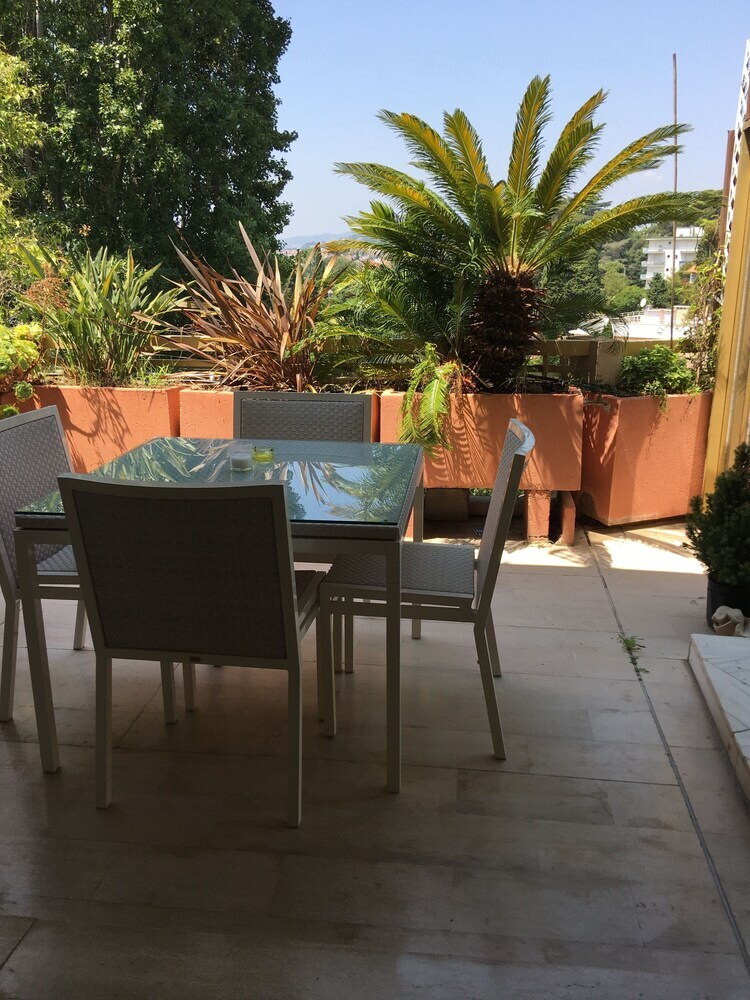Apartment Borromees