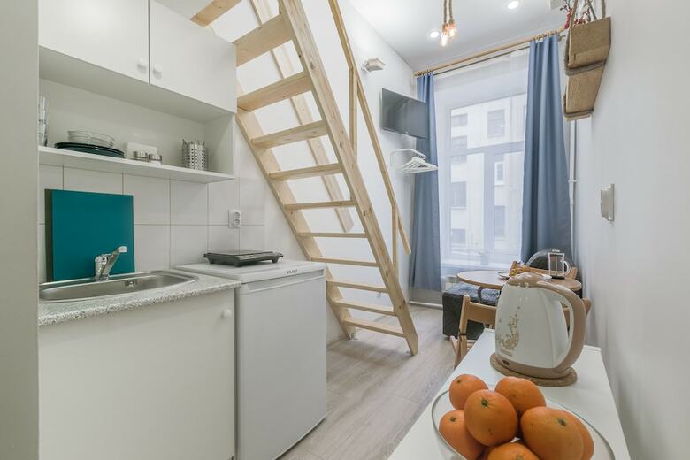 Tomi Apartments