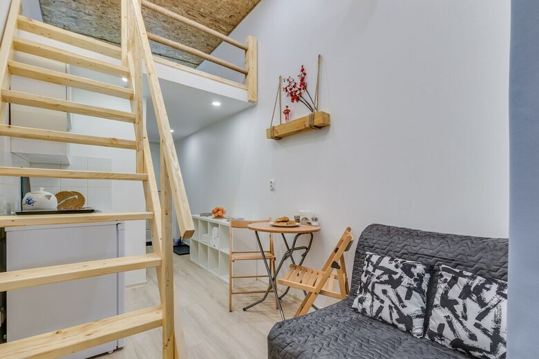 Tomi Apartments