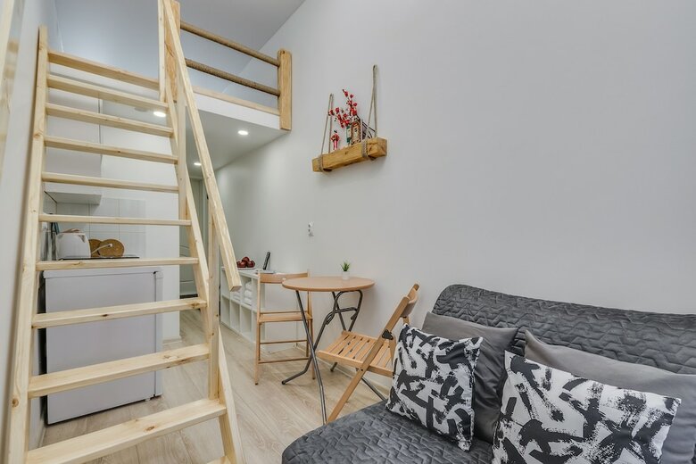 Tomi Apartments