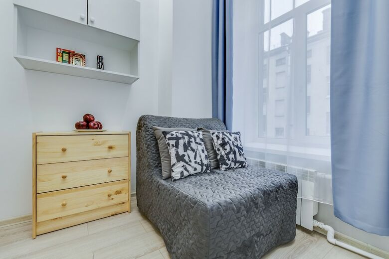 Tomi Apartments