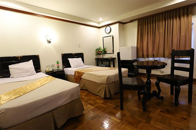 Hotel Infinity Connector