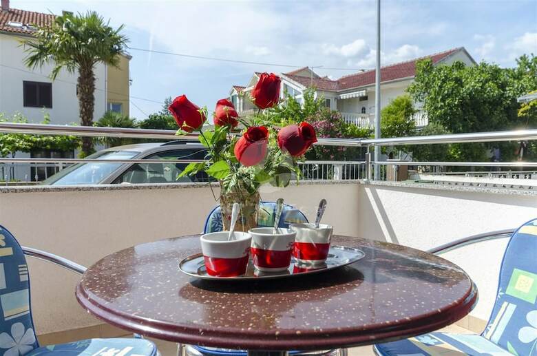 Apartmani Marinovi? - Vodice