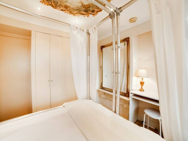 Hotel London Lodge