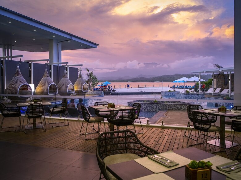 Apartamento Loloata Private Island Resort