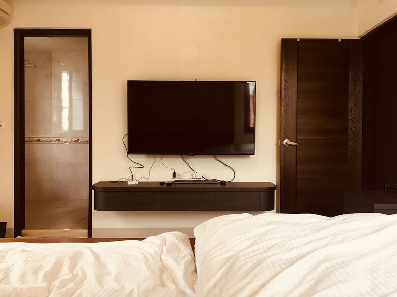 Hotel Husband Homestay