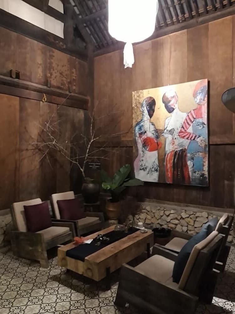 Hotel Opal House