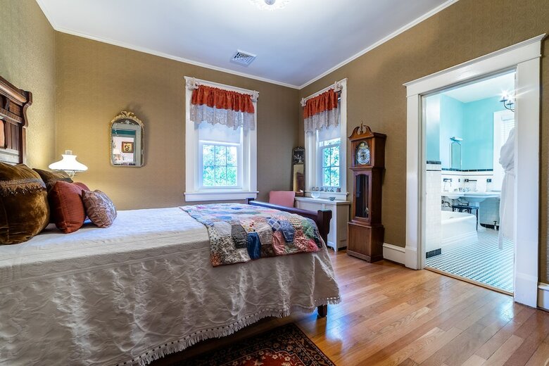 Bed & Breakfast Hillcrest Mansion Inn