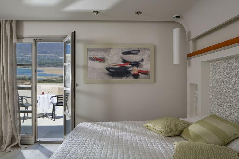 Kouros Art Hotel (Adults Only)