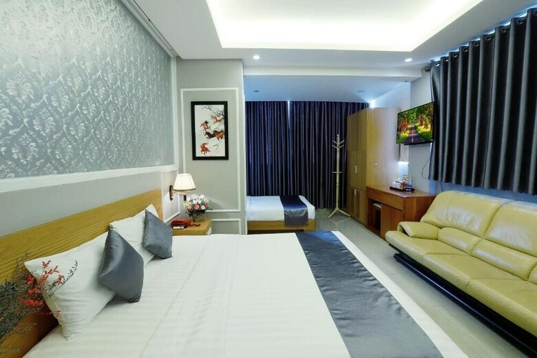 Lucky Star Hotel 266 de Tham