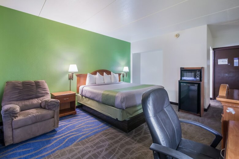 Hotel Badlands Inn & Suites