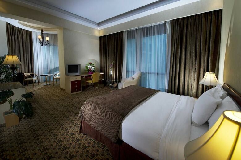 Aparthotel Excelsior Luxury Apartments