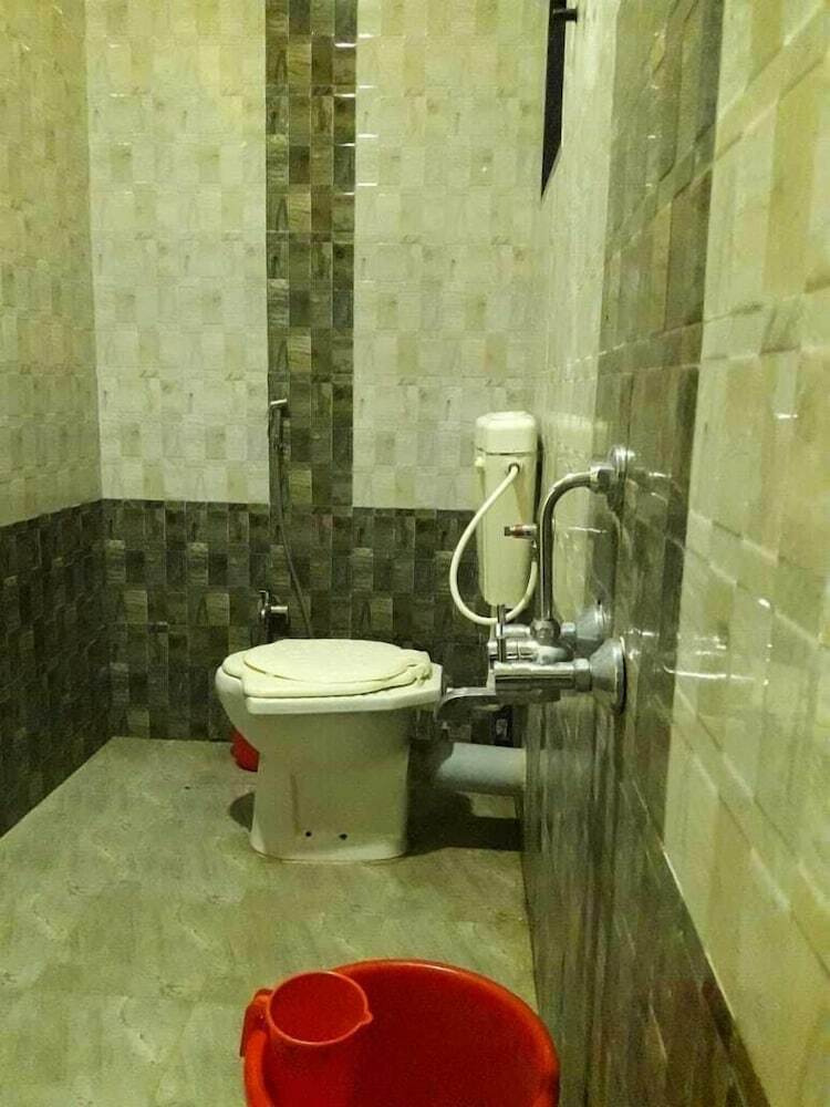 Hotel Aashirwad Paying Guest House