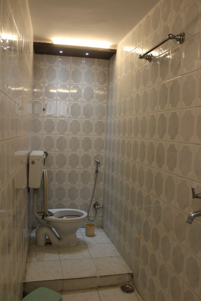 Hotel Aashirwad Paying Guest House
