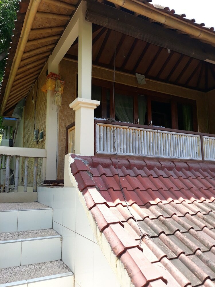 Bed & Breakfast Om Shanti Cottages