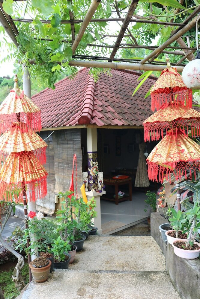 Bed & Breakfast Om Shanti Cottages
