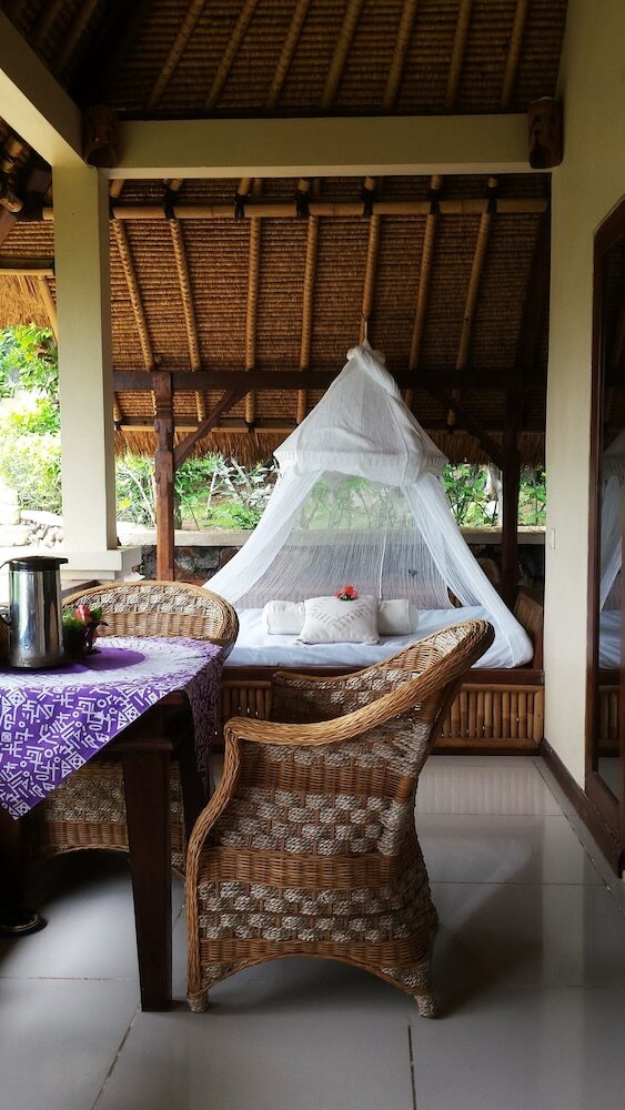 Bed & Breakfast Om Shanti Cottages