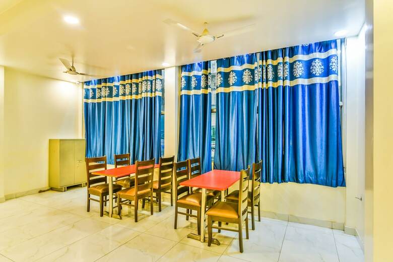 Fabhotel Classic Park