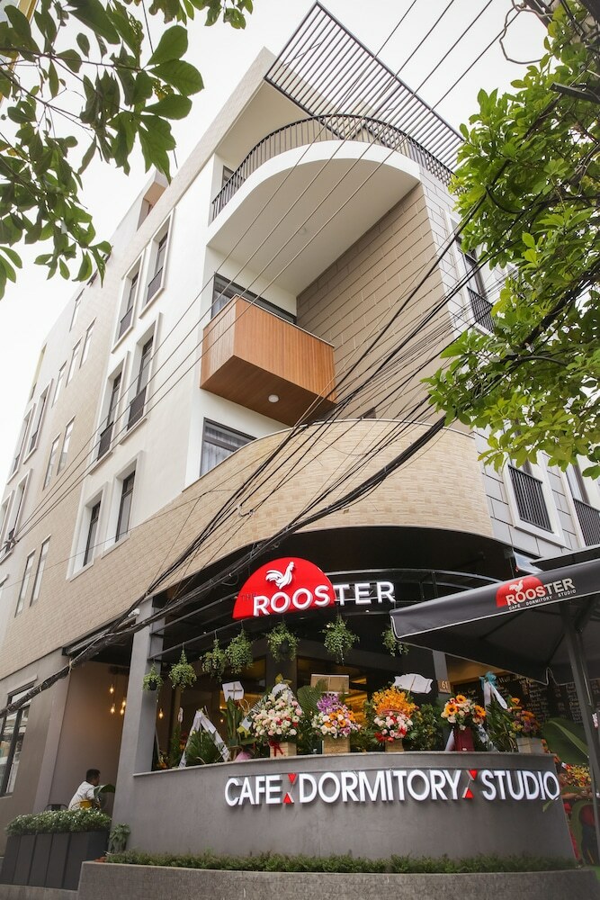 Spot On 895 The Rooster Cafe, Dormitory And Studio